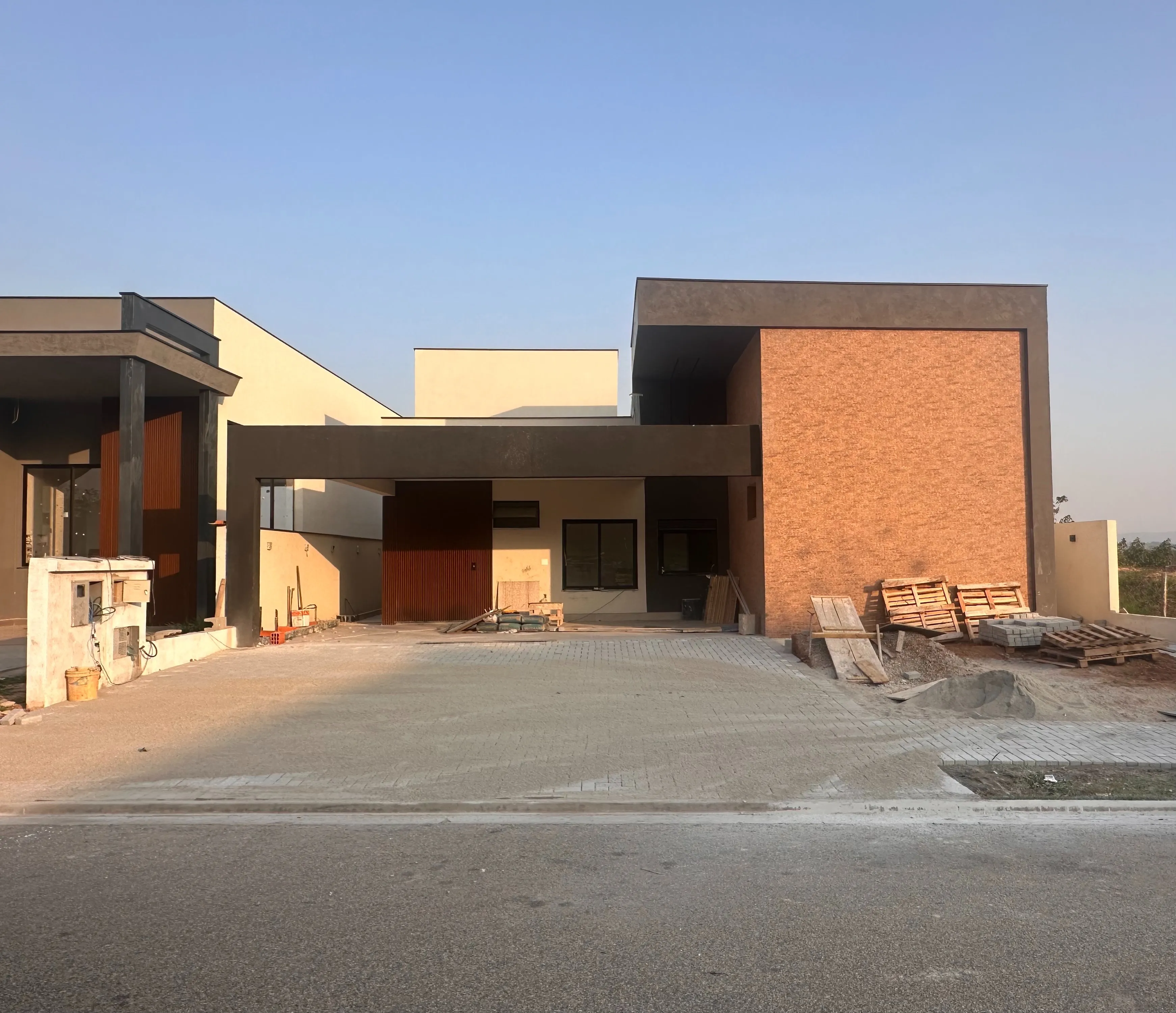 Foto do imóvel A Venda Casa de Luxo 445m2 Cond. Alphaville Castelo 4 Suítes Master em CAJURU DO SUL, SOROCABA - SP