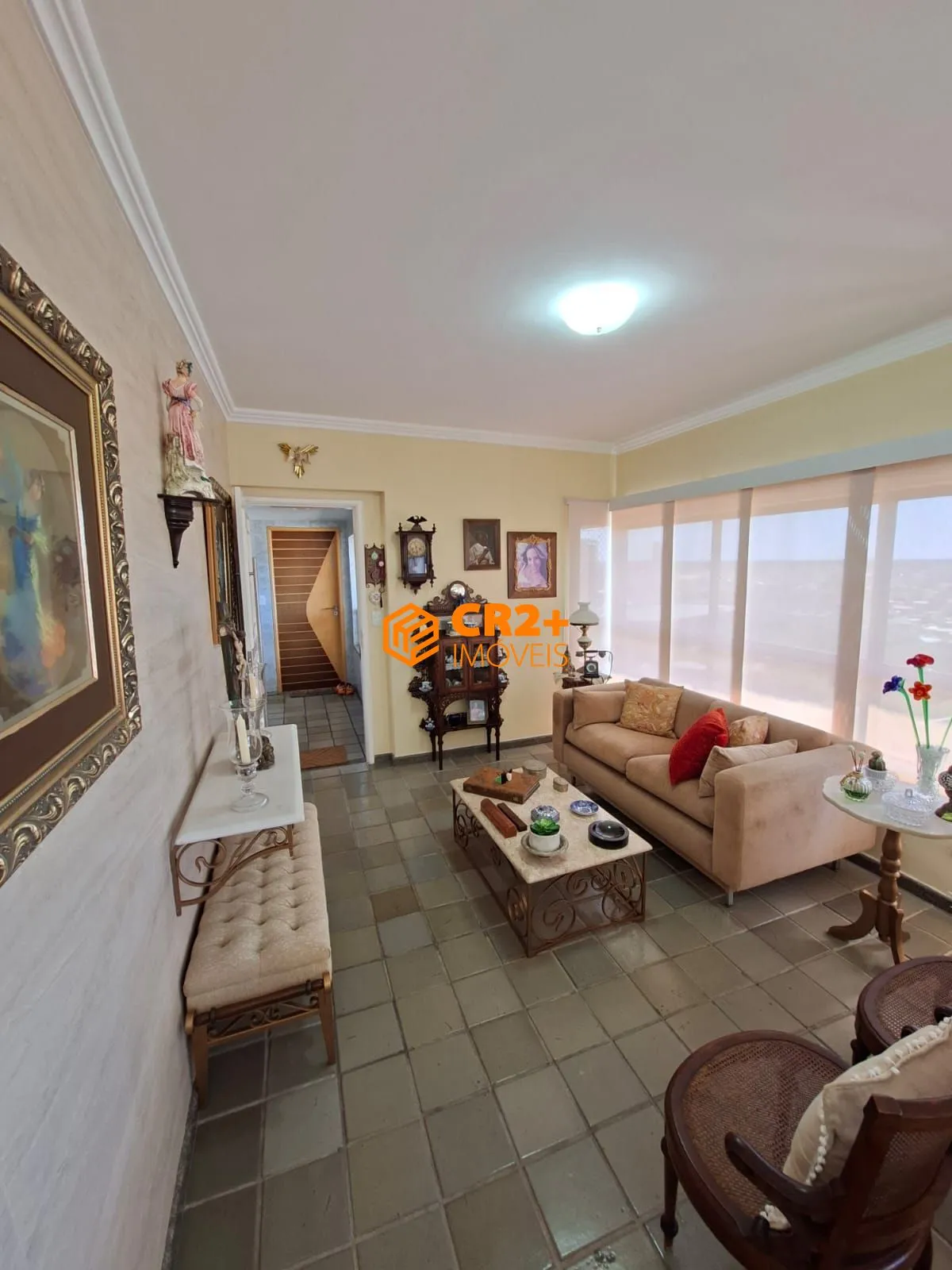 Imagem Vendo apartamento na Jaqueira, andar alto!