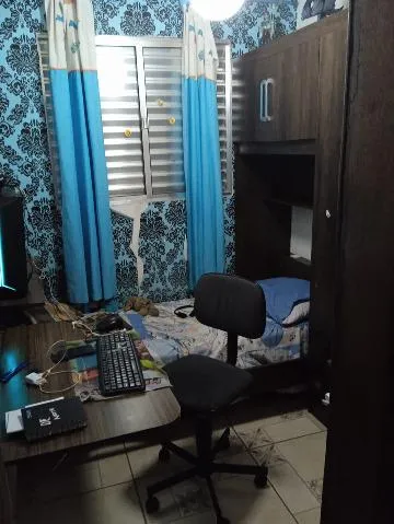 Imagem VENDA DE CASA TÉRREA NO BAIRRO DA PENHA, EM ARUJÁ/SP, 73m² com 3 quartos, sala de estar, área gourmet e garagem coberta para 02 autos. CONSULTE-NOS.