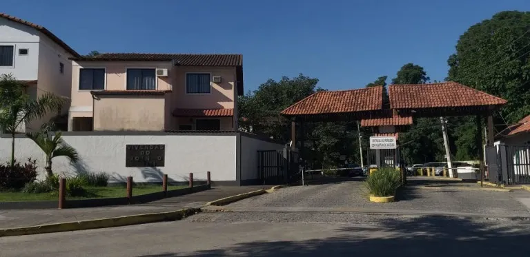 Imagem Casa com 2 Quartos à Venda, 100 m² em Campo Grande - Rio de Janeiro