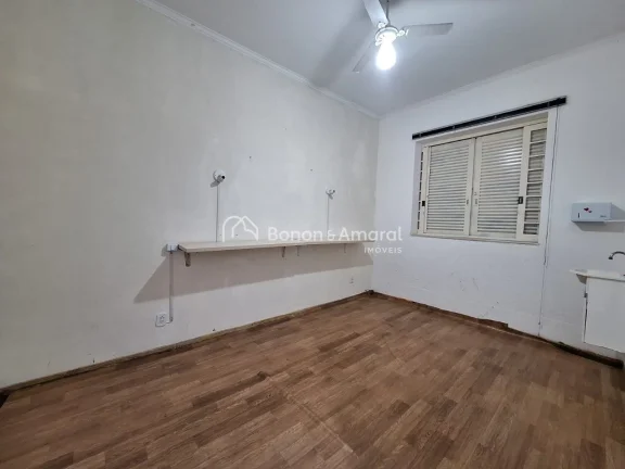 Imagem Casa comercial para alugar no Taquaral em Campinas!!

Espaço todo preparado para uma academia ou fi...
