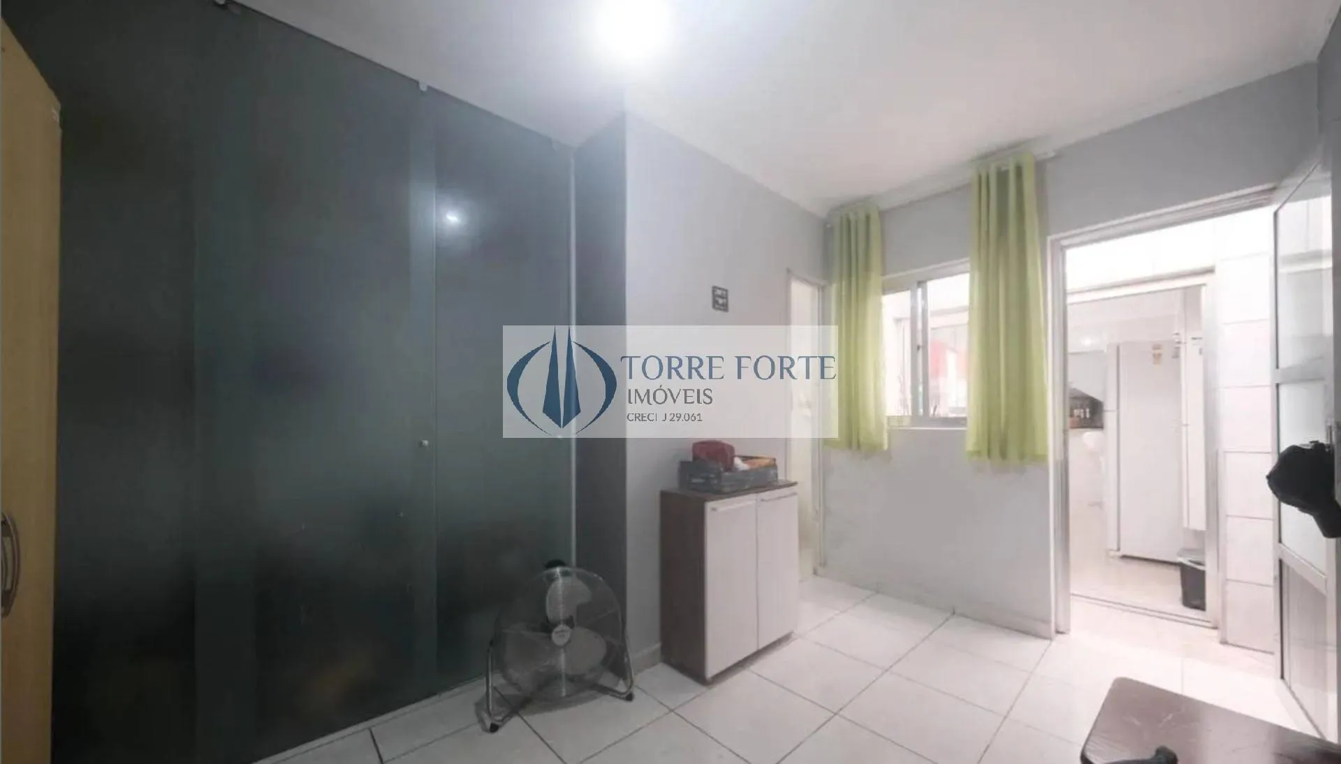 Imagem Sobrado com 3 dormitorios 1 suite 1 vaga , varanda no Parque Savoi City.