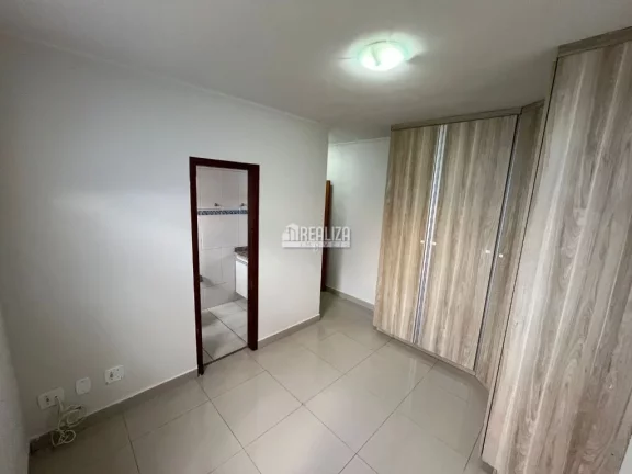 Imagem Casa à venda com 3 dormitórios no Jardim Nenê Gomes, Uberaba