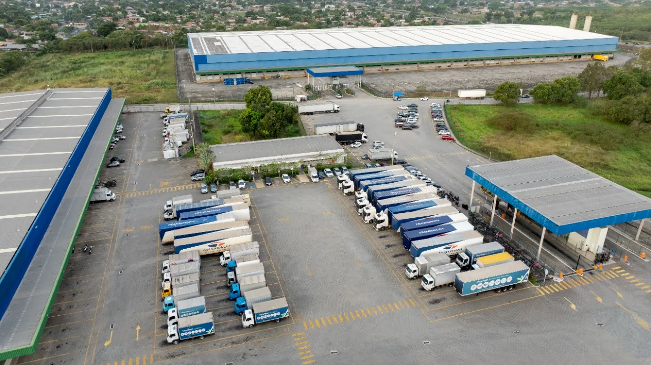 Imagem Galpão Industrial em Condomínio de Excelência em Duque de Caxias-RJ, Bairro Parque Paulista: A Solução Ideal para sua Empresa!