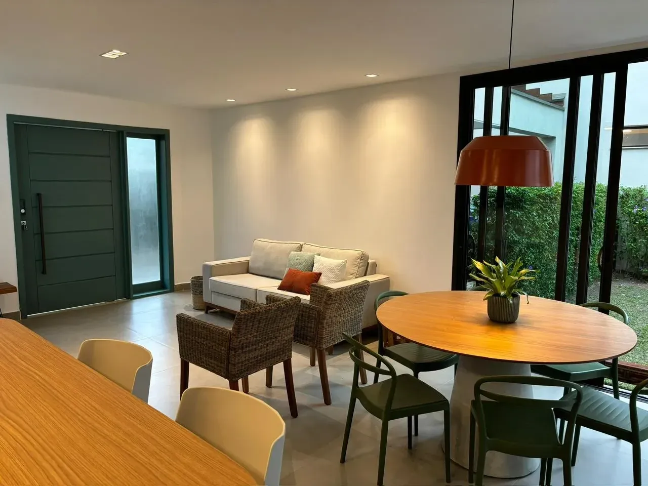Imagem Casa de Condomínio com 4 Quartos à Venda, 202 m² em Bairro de Camburi - São Sebastião