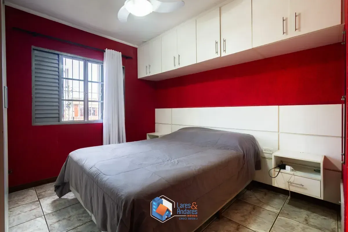 Imagem Sobrado para venda em Jardim Marisa com 3 quartos, sendo 1 suíte, 174m²