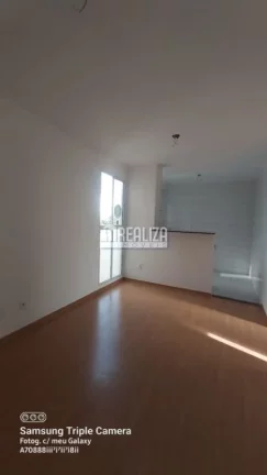 Imagem Apartamento de 2 dormitórios no Condomínio Residencial Turim, no bairro Recreio dos Bandeirantes, Uberaba: Oportunidade imperdível!