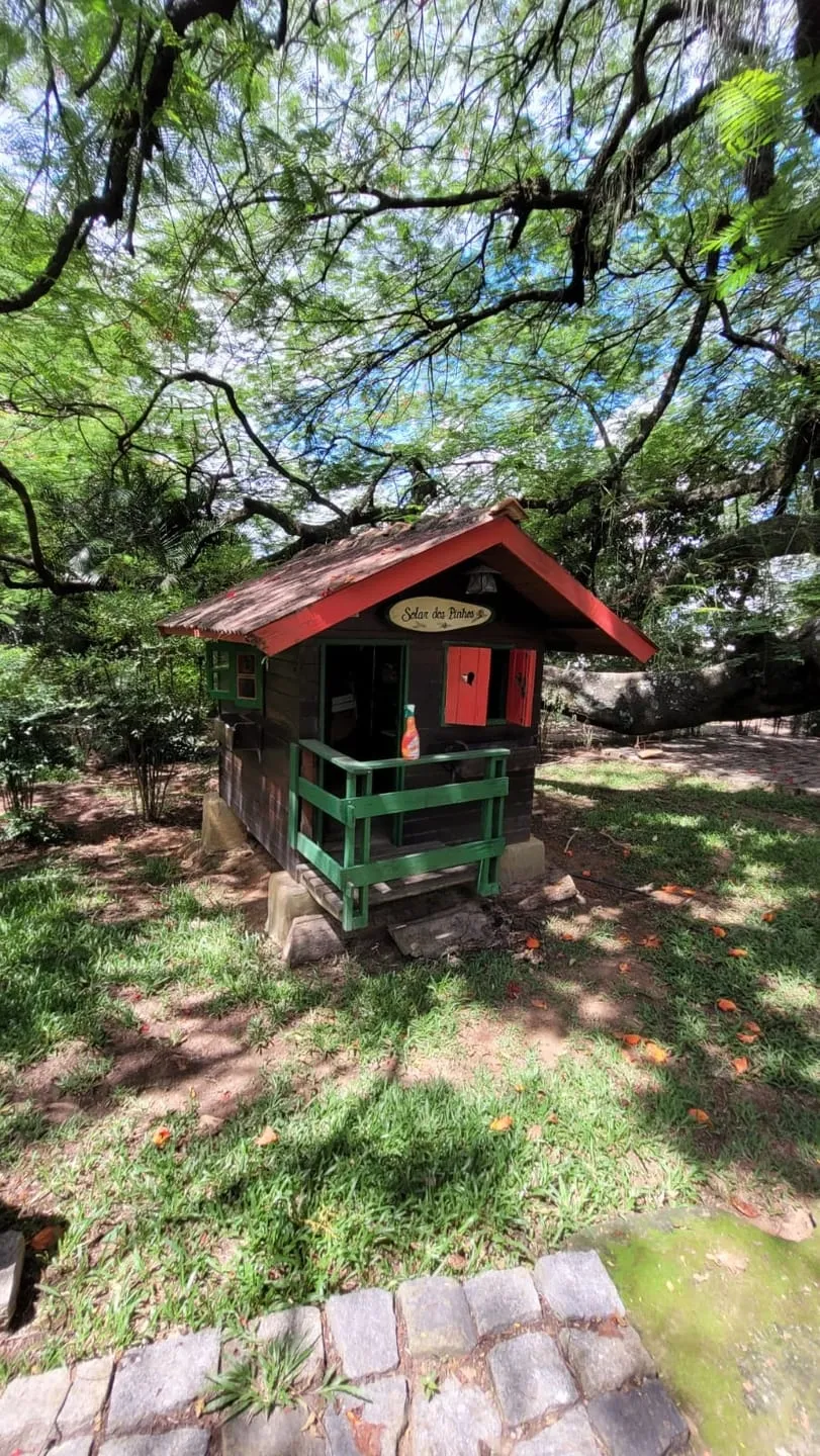 Imagem Casa para Locação 5 Quartos, 3 Suites, 3 Vagas, 350M², Bela Vista, Pindamonhangaba - SP