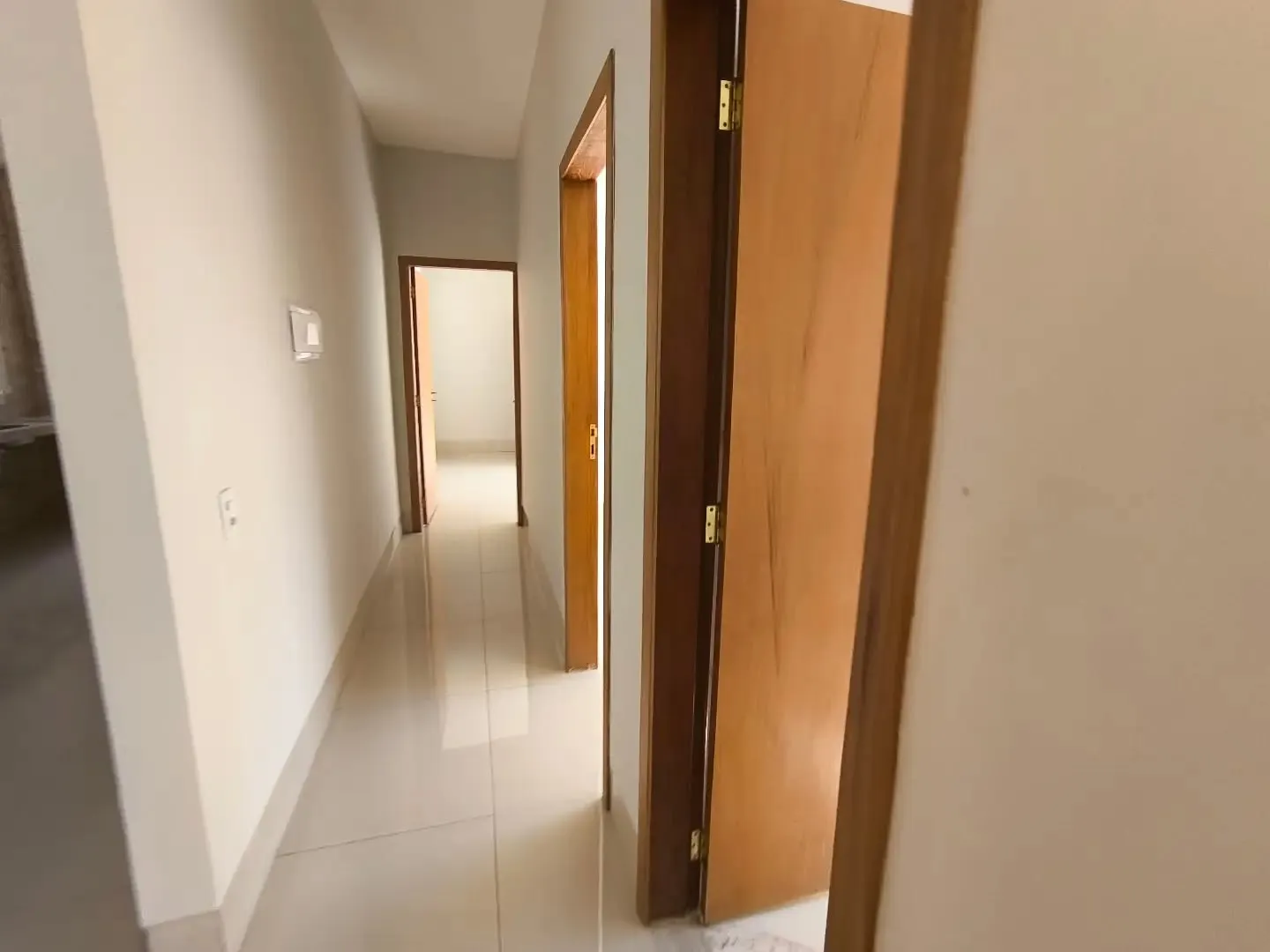 Imagem Casa De 3/4 Sendo 2 Suites Em Cond A 1 Km Do Terminal Vila Brasilia Com Area Gourmet