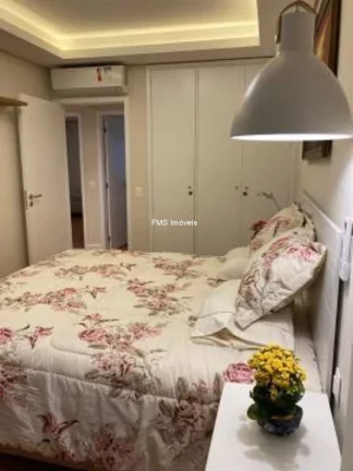 Imagem Apartamento à venda no Itaim Bibi, com 3 quartos, 1 vaga na garagem.