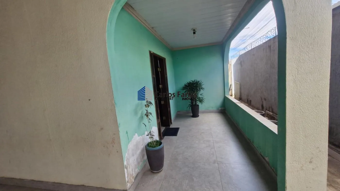Imagem Casa para Venda em Brasília, Centro (São Sebastião), 4 dormitórios, 1 suíte, 2 banheiros, 6 vagas
