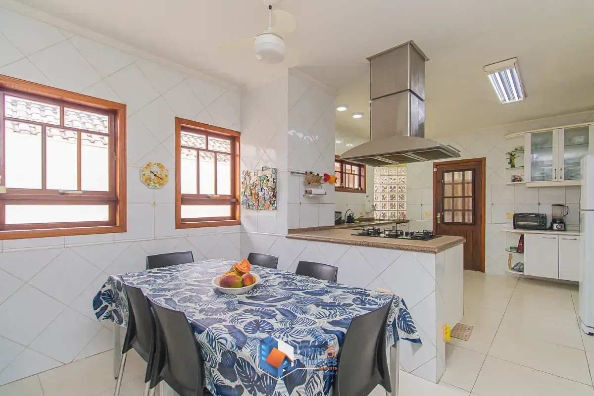 Imagem Casa para venda em Vila Deodoro com 4 quartos, sendo 1 suíte, 286m²