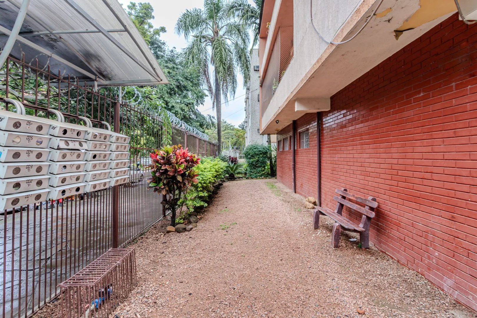 Imagem Apartamento no Menino Deus de 1 dormitório DESOCUPADO