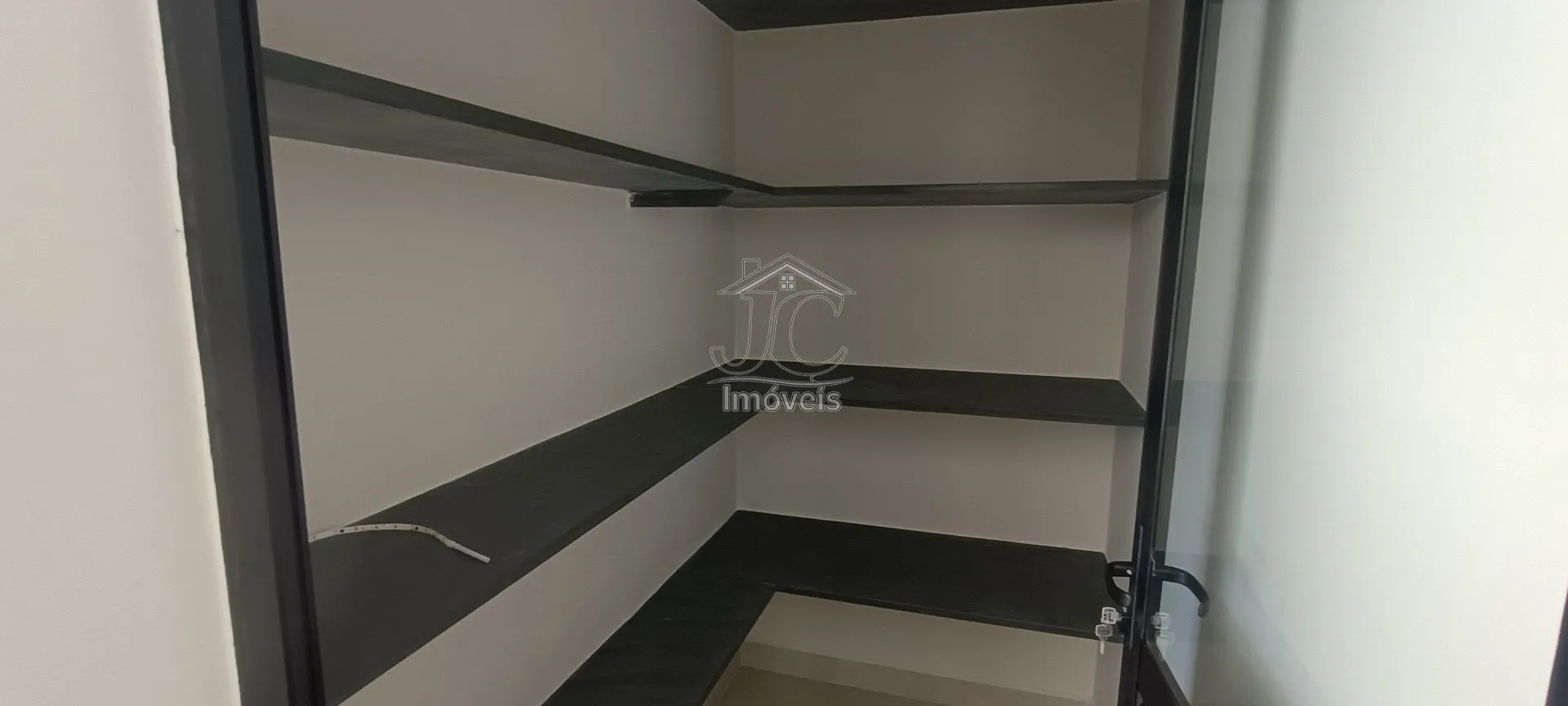 Imagem Casa com 3 suítes à venda no Condomínio Vita Verdi em Valinhos