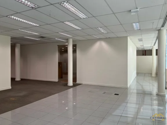 Imagem Ponto Comercial tipo Prédio para locação - Chácara Urbana - Jundiaí/SP