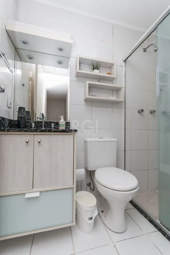 Imagem Casa Condominio para Venda - 178,00 m², 3 dormitórios, sendo 2 suites, 2 vagas - Alto Petrópolis