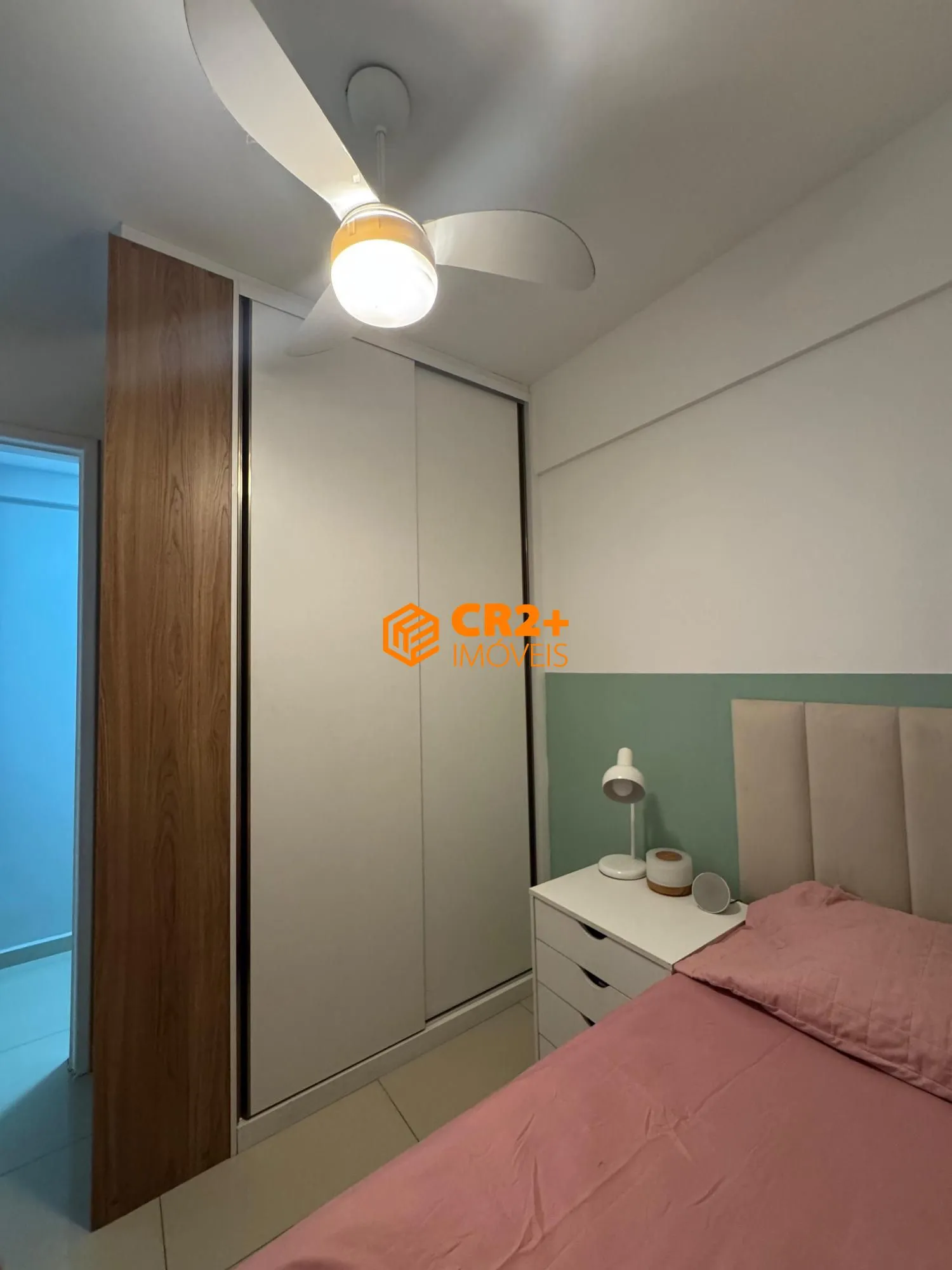 Imagem Vendo apartamento 50m2 totalmente reformado no bairro dos Aflitos