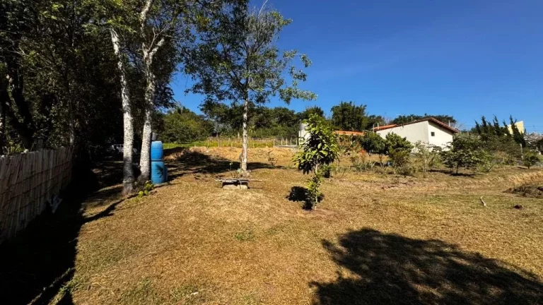 Imagem Terreno à venda, 2 m² por R$ 270.000,00 - Centro - Igaratá/SP