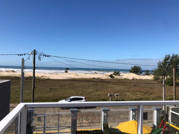 Imagem Casa com 5 Quartos à Venda, 120 m² em Capão Novo - Capão da Canoa