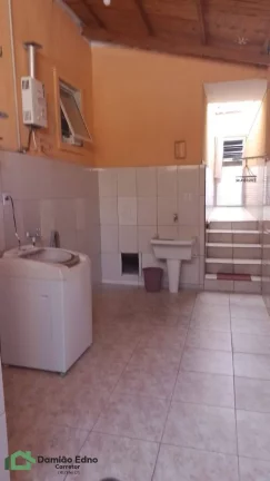 Imagem Casa com 3 dorm. Um com suíte e closet, sala 2 amb. Teto rebaixado com Led
