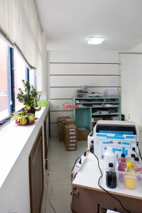 Imagem Belissima Sala Comercial com 45m² no Centro de Florianópolis