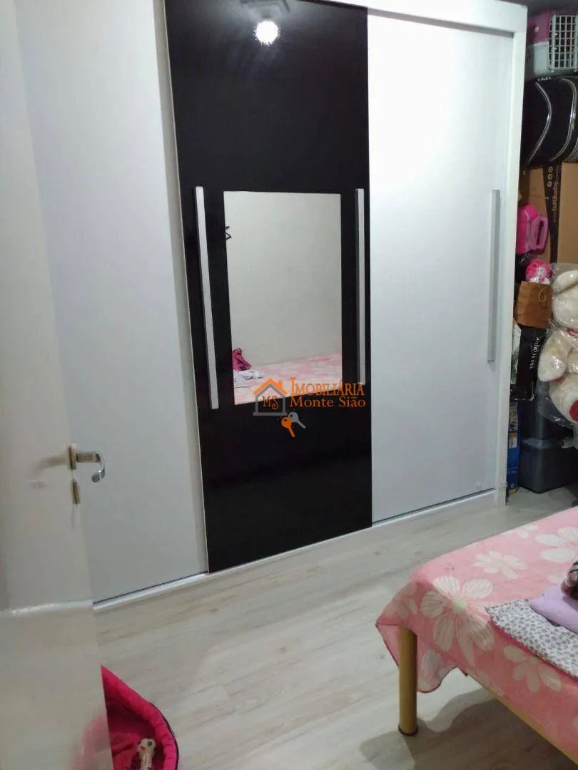 Imagem Apartamento com 2 dormitórios à venda, 45 m² por R$ 245.000,00 - Água Chata - Guarulhos/SP