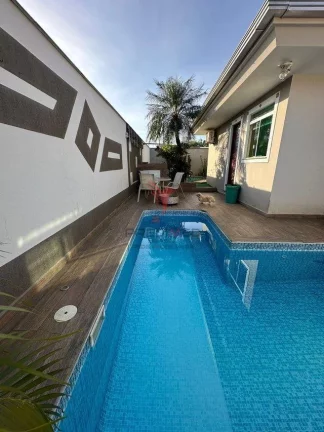 Imagem Casa semi mobiliada e com piscina no Bairro Amizade em Jaragua do Sul - SC