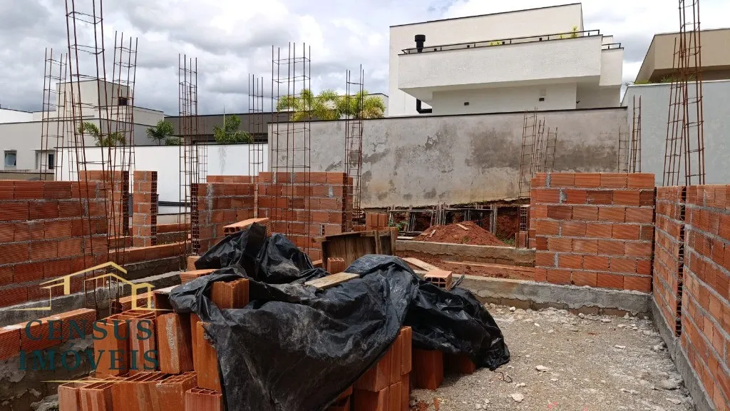 Imagem Casa à venda, em construção, no condomínio Mont'alcino, bairro Jardim América, em Valinhos.