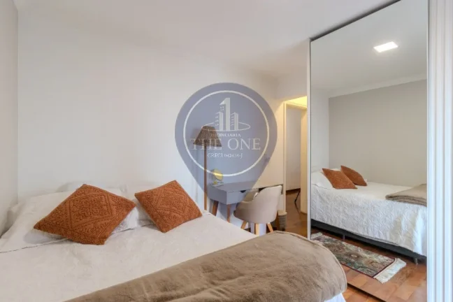 Imagem Imperdível apartamento de luxo com 4 suítes e 4 vagas no Bosque da Saúde, São Paulo-SP!