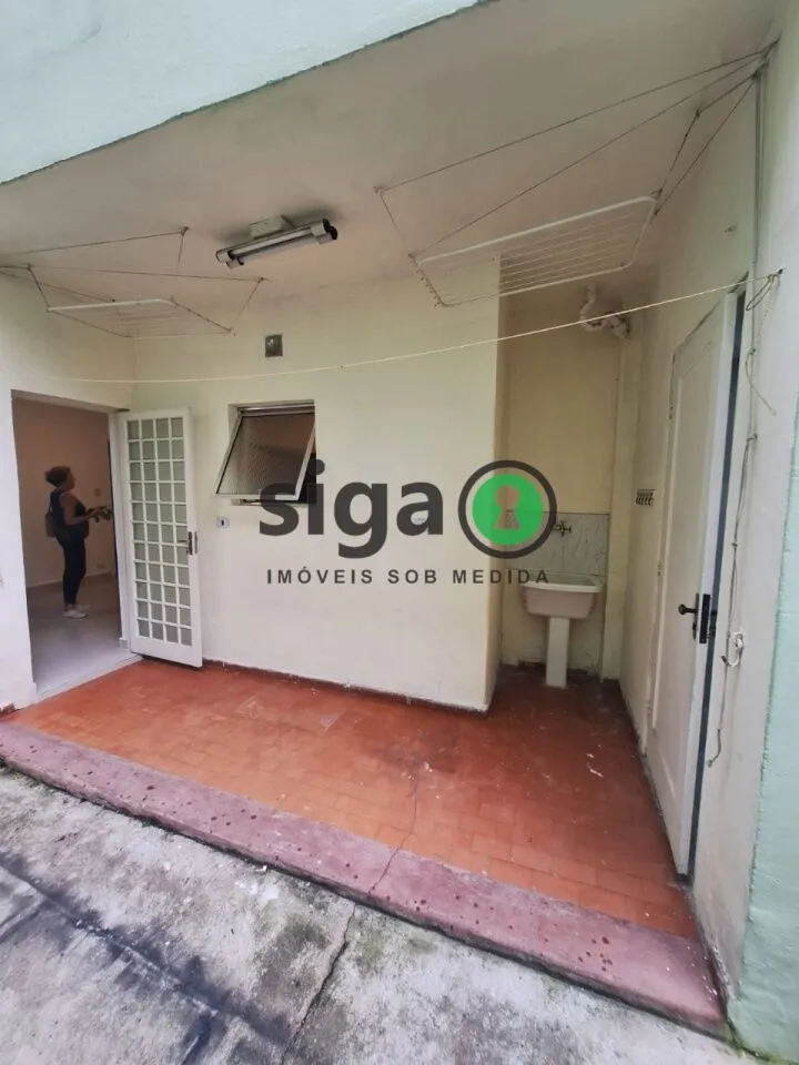 Imagem Apartamento amplo na Aclimação com 130 m², quintal e localização estratégica