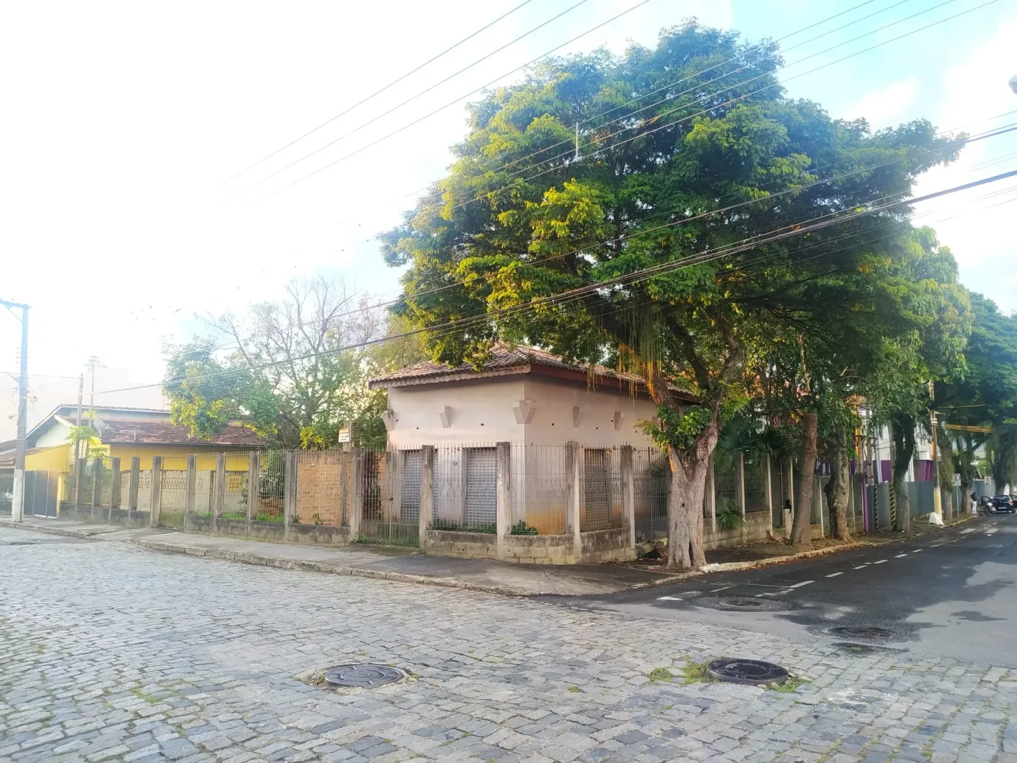Imagem Terreno à venda 629M², Centro, Pindamonhangaba - SP