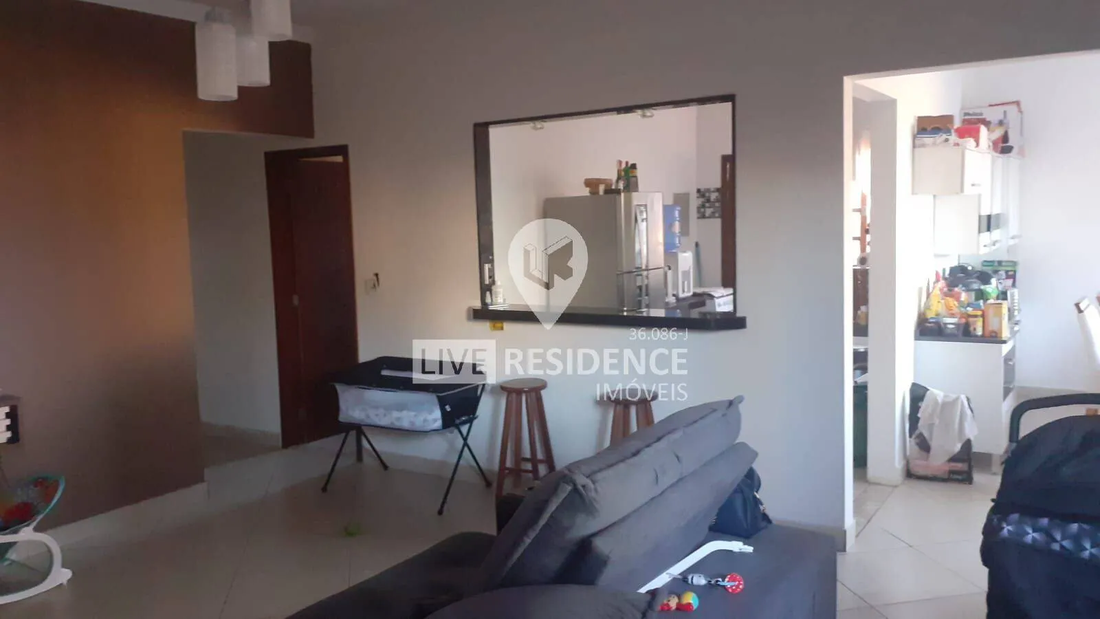 Imagem Casa totalmente térrea à venda em área comercial no Jardim Verona!