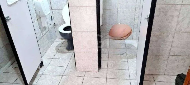 Imagem Prédio Comercial em Floresta