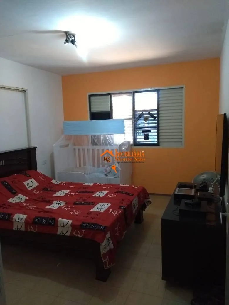 Imagem Casa com 3 dormitórios à venda, 154 m² por R$ 372.000,00 - Jardim Scyntila - Guarulhos/SP