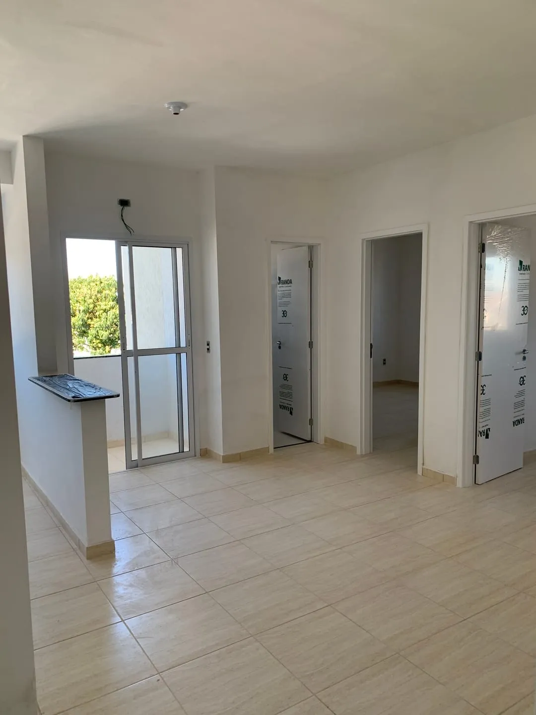 Foto do imóvel Apartamento à venda 2 Quartos, 1 Suite, 1 Vaga, 54.35M², Jardim Santana, Tremembé - SP | EDIFÍCIO VILLAGE SANTANA