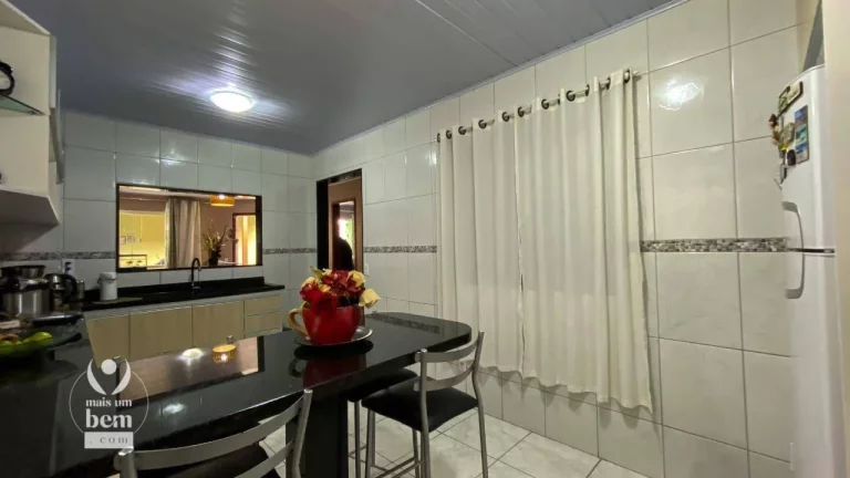 Imagem MEGA PROMOÇÃO! casa com 2 quartos e móveis planejados, área gourmet, 2 vagas de garagem à venda de R$350K por R$292.500 - Piraquara/PR