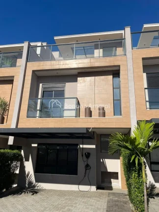 Imagem Linda casa triplex de 150m² para locação em um dos condomínios mais charmosos do Taquaral, o La ...