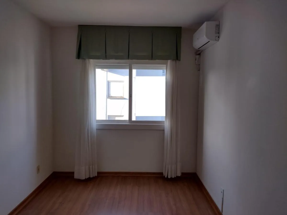 Imagem Apartamento para Venda em Pelotas, São Gonçalo, 2 dormitórios, 1 banheiro, 1 vaga