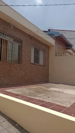 Imagem Casa para locação com Edícula