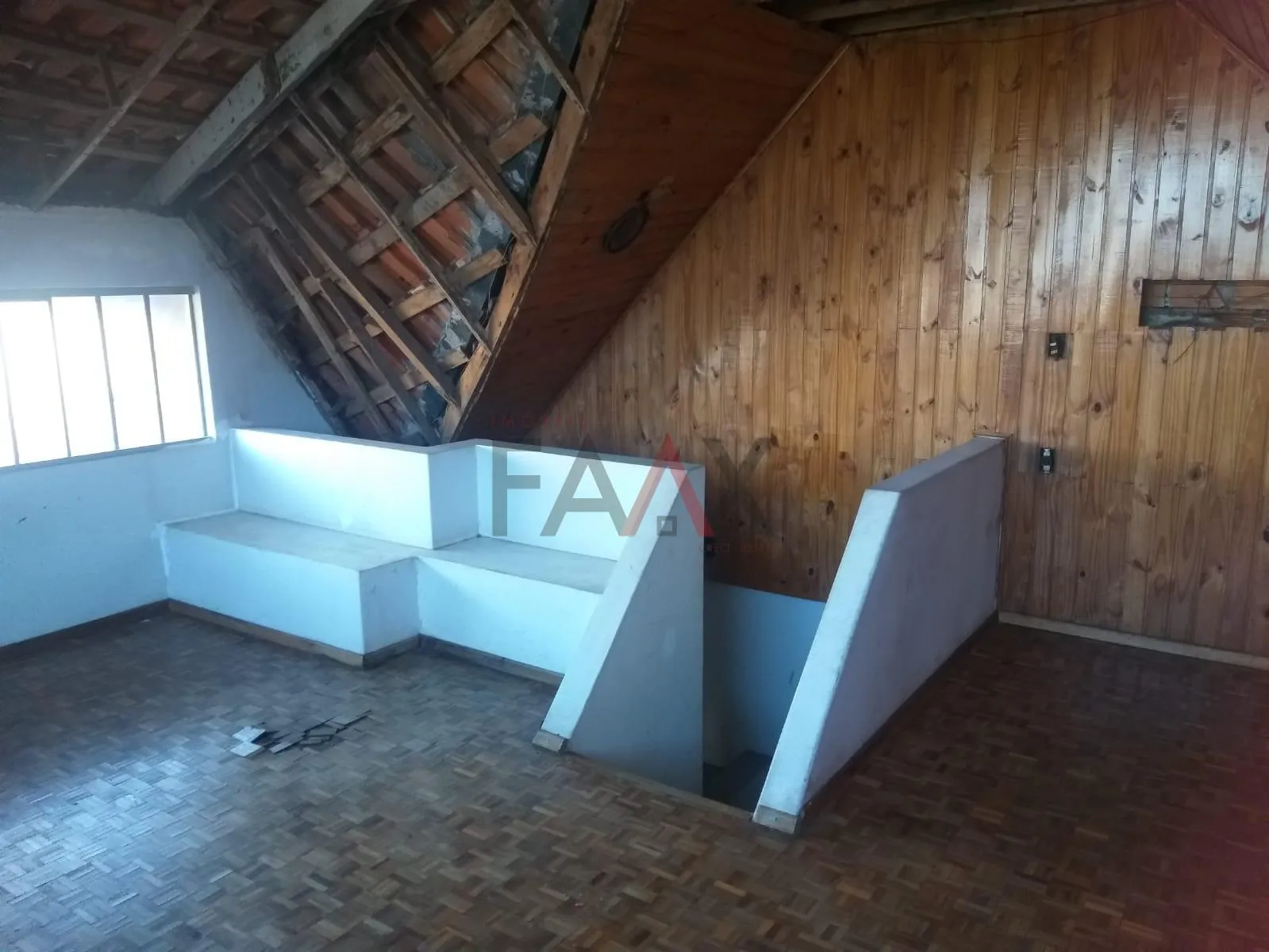 Imagem Sala comercial ao Lado do GRESGA em frente a Av. Manoel Ribas em GUARAPUAVA