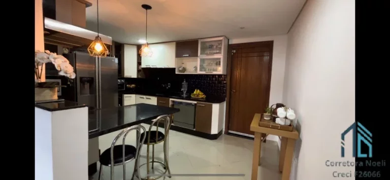 Imagem Casa ampla com edícula, 03 quartos c/edícula, no Boqueirão em Curitiba PR