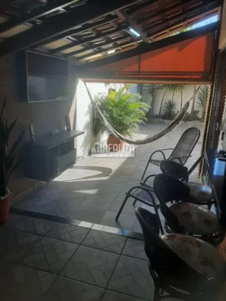 Imagem Casa à venda no bairro Residencial Palmeiras, Uberaba - 3 dormitórios e 4 garagens