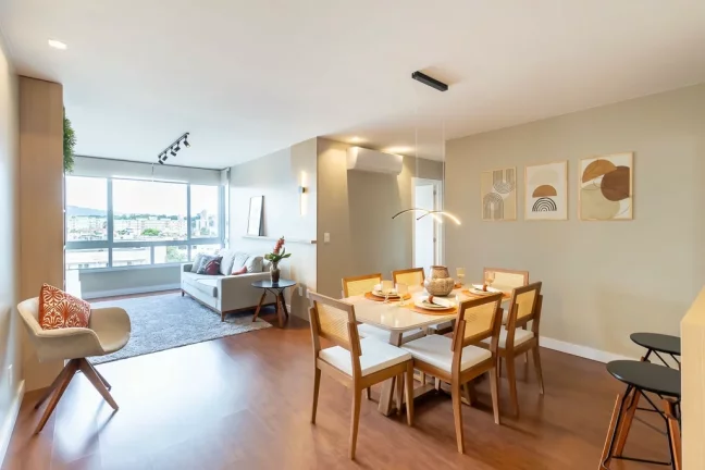 Foto do imóvel Apartamento à venda em Porto Alegre, Petrópolis, com 3 quartos, 91,2m2 em Buenos Aires