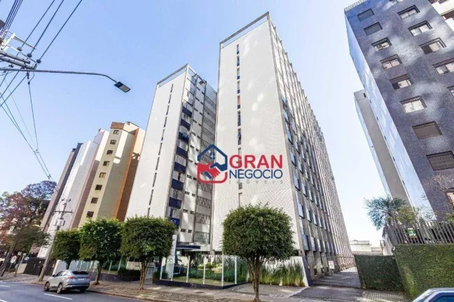 Foto do imóvel Apartamento com 3 dormitórios à venda - Centro - Curitiba/PR