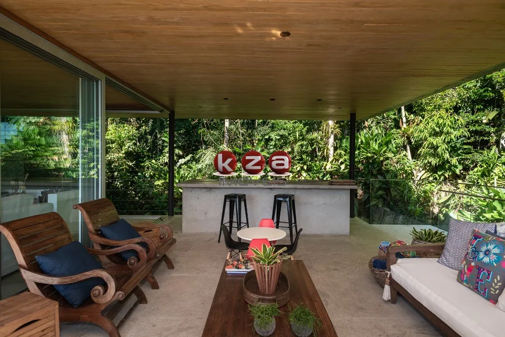 Imagem Casa em Condomínio de Luxo em Bertioga-SP com 4 Quartos, 4 Suítes e 550m² de Área
