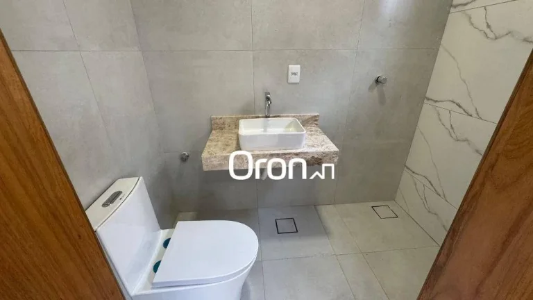 Imagem Sobrado à venda, 199 m² por R$ 1.700.000,00 - Jardins Porto - Senador Canedo/GO