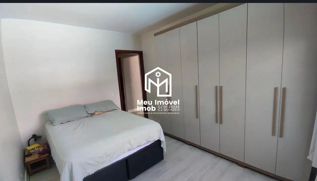 Imagem Casa 3 Quartos 1 Suíte 7 Vagas 330m² Arniqueiras/DF