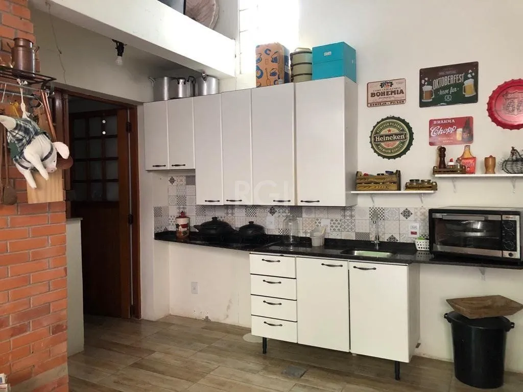 Imagem Casa para Venda - 178.5m², 3 dormitórios, sendo 2 suites, 2 vagas - Tristeza