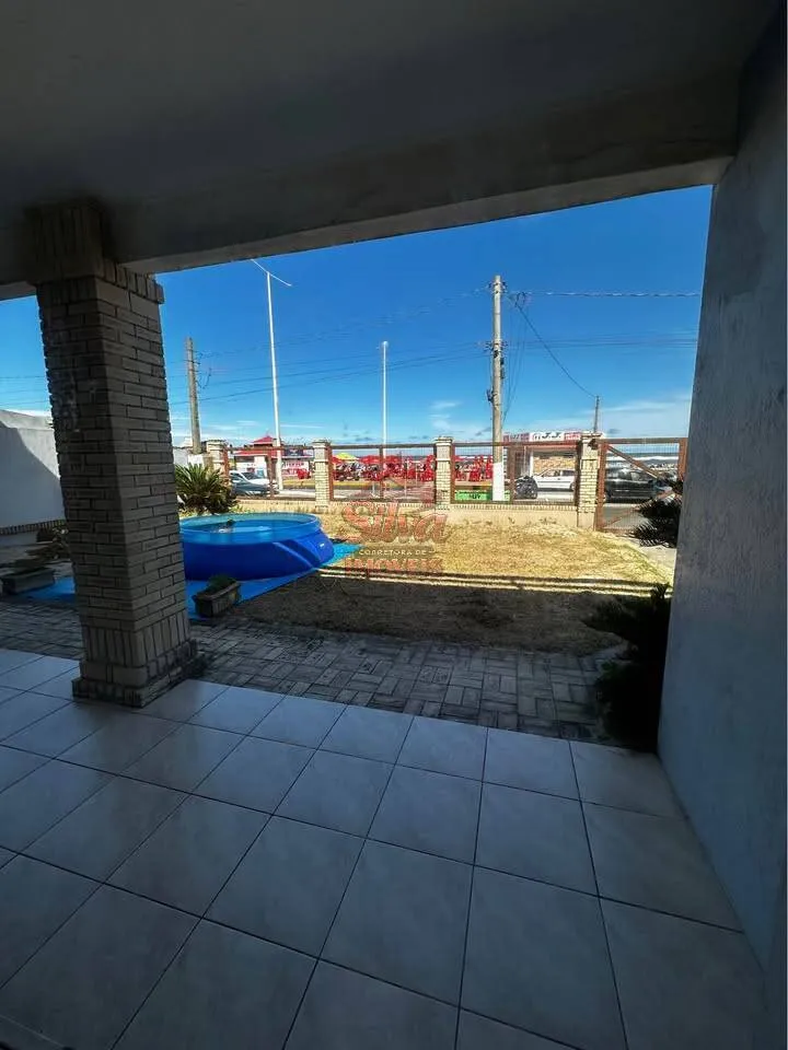 Imagem T1181 | Casa 4 dormitórios com suítes à beira-mar em Imbé
