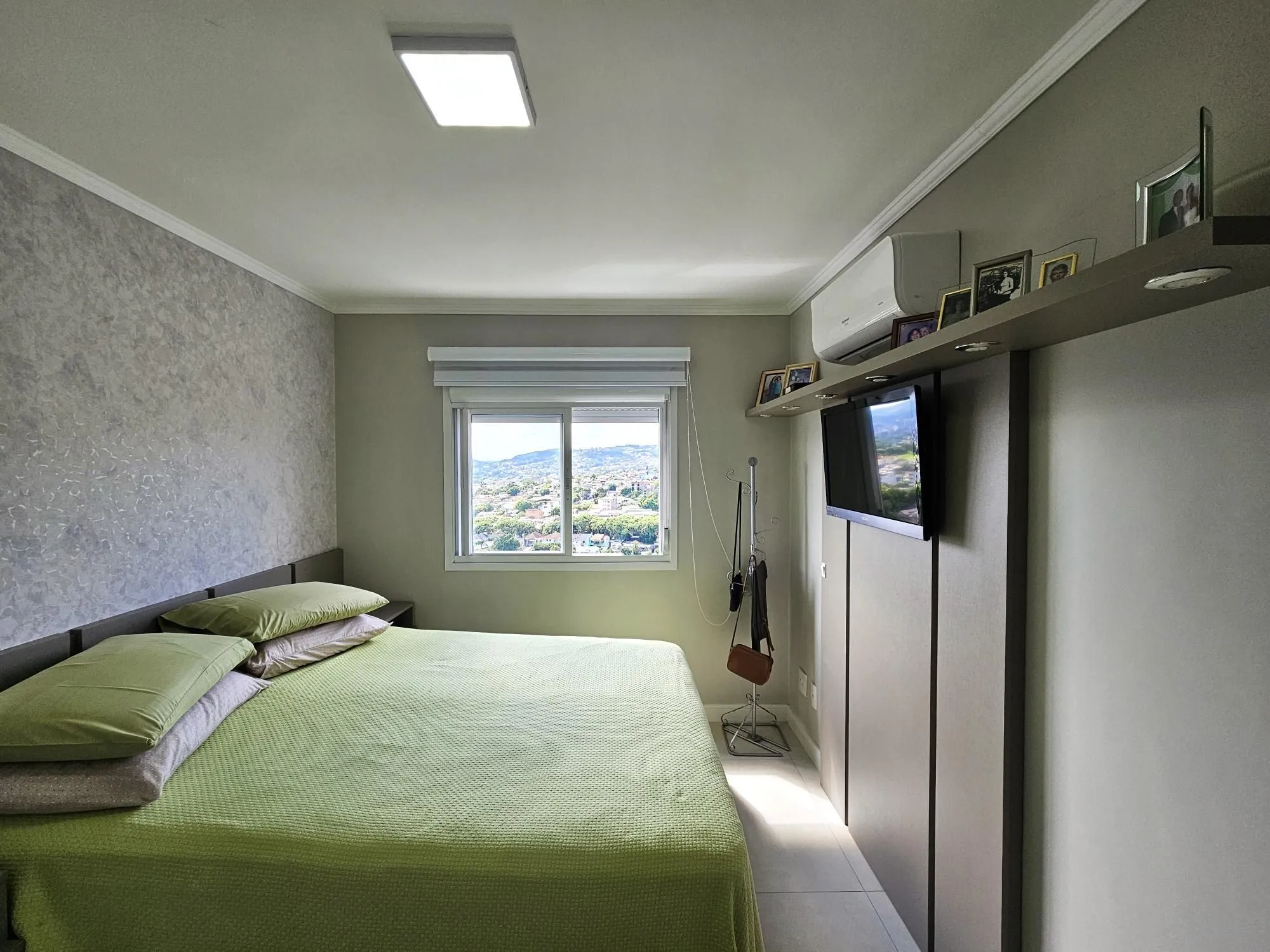 Imagem APARTAMENTO MOBILIADO | ÚLTIMO ANDAR